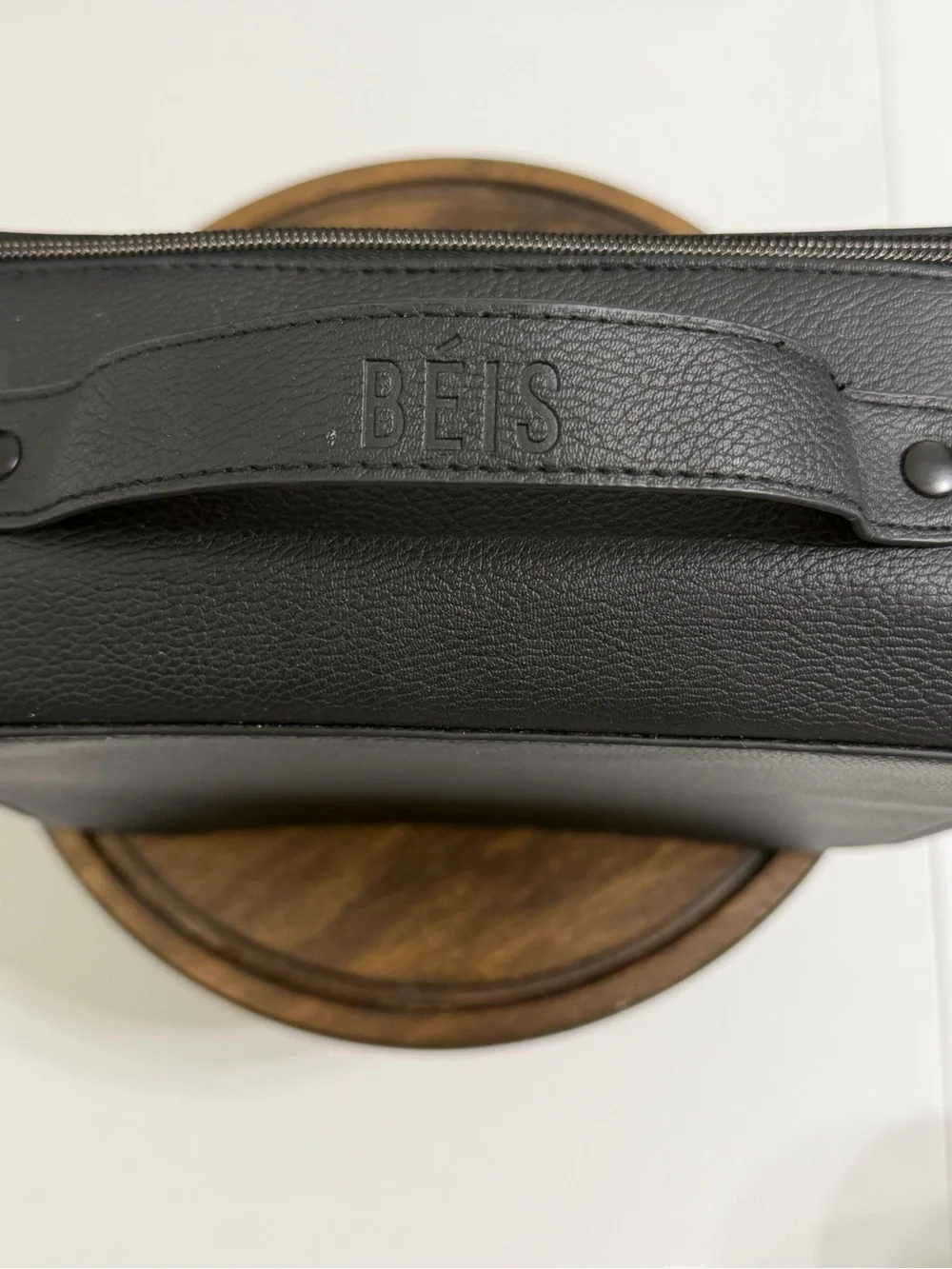 BÉIS The Cosmetic Case Black Pebbled Faux Leather Travel Makeup Bag Organizer